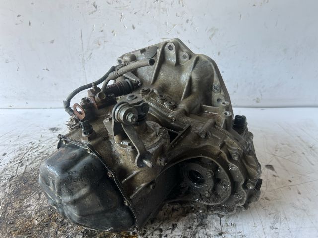 bontott SUZUKI LIANA Váltó (Mechanikus)