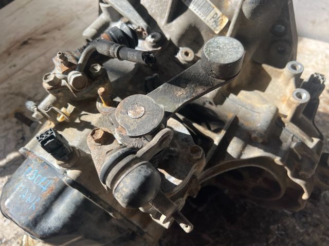 bontott SUZUKI LIANA Váltó (Mechanikus)