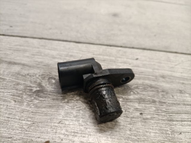 bontott SUZUKI LIANA Vezérműtengely Fordulatszám Jeladó