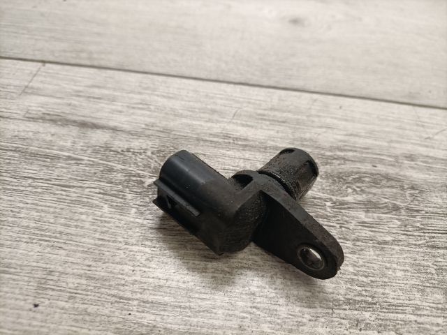 bontott SUZUKI LIANA Vezérműtengely Fordulatszám Jeladó