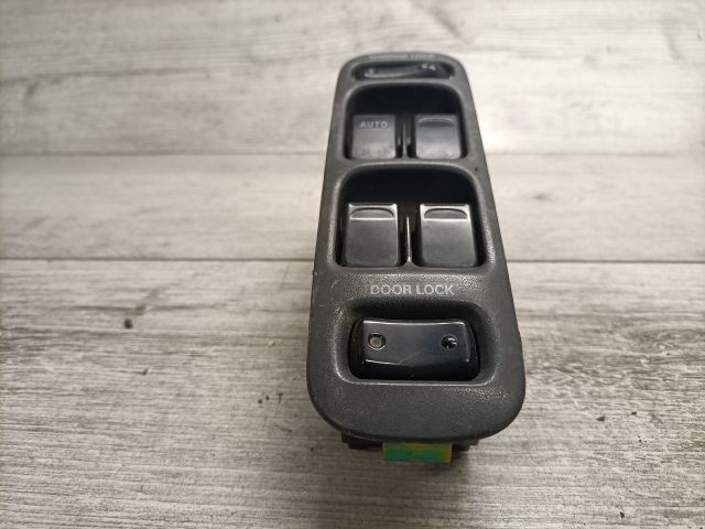 bontott SUZUKI LIANA Ablakemelő Kapcsoló Négyes / Kettes