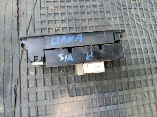 bontott SUZUKI LIANA Ablakemelő Kapcsoló Négyes / Kettes