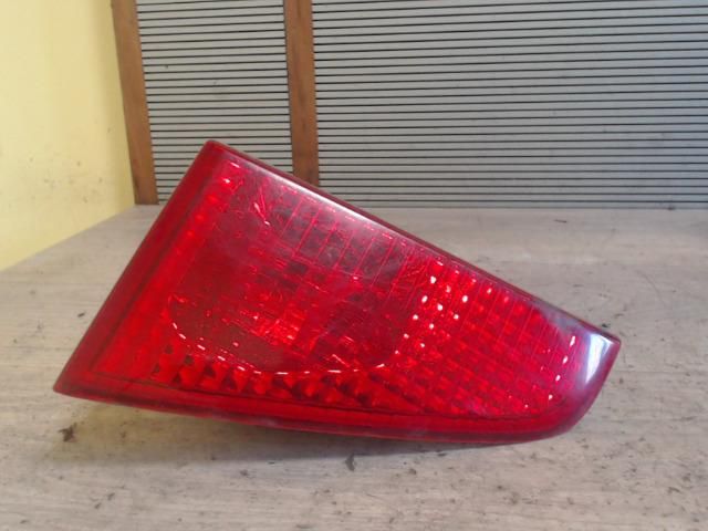 bontott SUZUKI LIANA Bal Belső Hátsó Lámpa