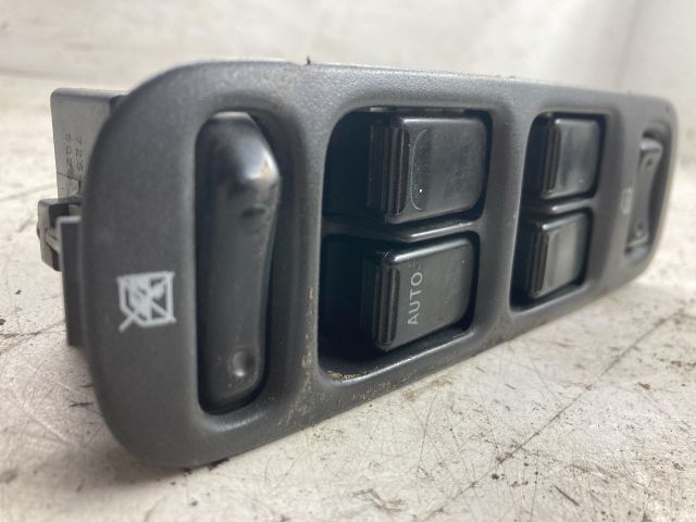 bontott SUZUKI LIANA Bal első Ablakemelő Kapcsoló