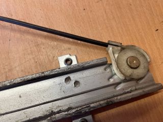 bontott SUZUKI LIANA Bal első Ablakemelő Szerkezet (Elektromos)