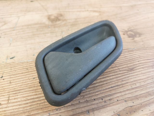 bontott SUZUKI LIANA Bal első Belső Kilincs