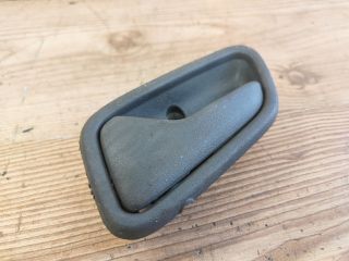 bontott SUZUKI LIANA Bal első Belső Kilincs