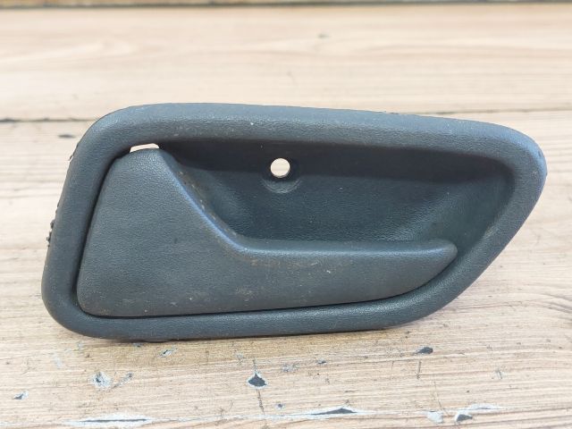 bontott SUZUKI LIANA Bal első Belső Kilincs