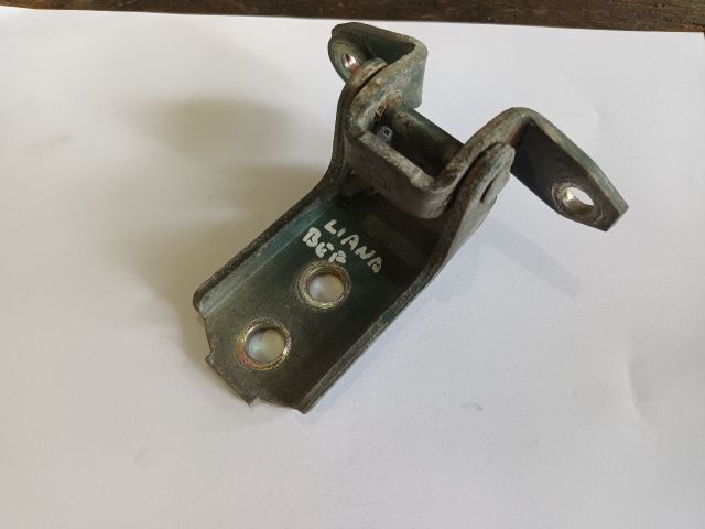 bontott SUZUKI LIANA Bal első Felső Zsanér