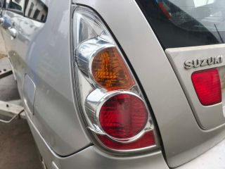 bontott SUZUKI LIANA Bal hátsó Ablakemelő Kapcsoló