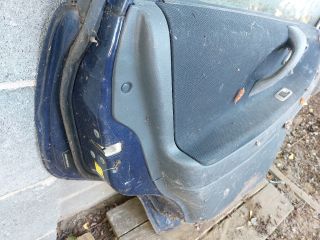 bontott SUZUKI LIANA Bal hátsó Ajtó (Részeivel)