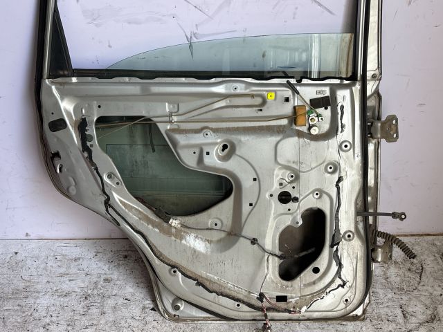 bontott SUZUKI LIANA Bal hátsó Ajtó (Üres lemez)