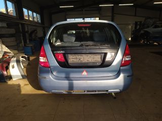 bontott SUZUKI LIANA Bal hátsó Ajtóhatároló