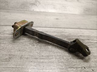 bontott SUZUKI LIANA Bal hátsó Ajtóhatároló