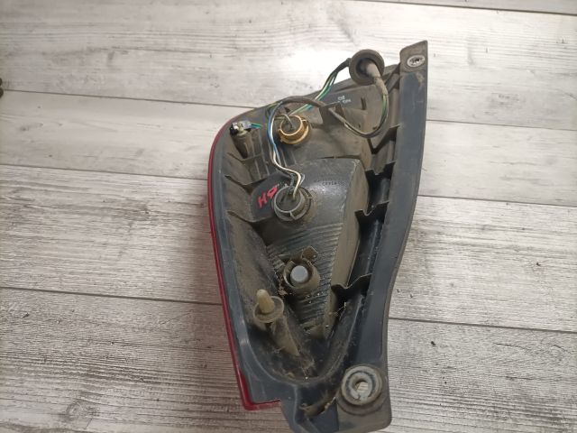 bontott SUZUKI LIANA Bal Hátsó Lámpa