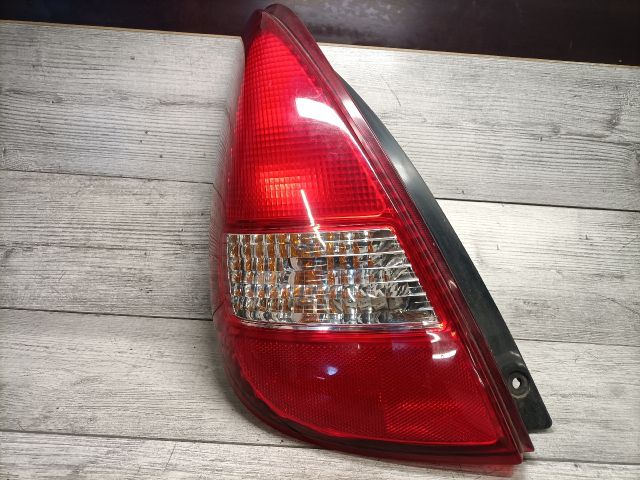 bontott SUZUKI LIANA Bal Hátsó Lámpa