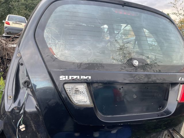 bontott SUZUKI LIANA Csomagtérajtó (Üres lemez)