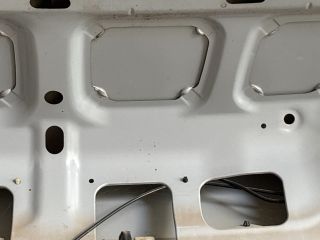 bontott SUZUKI LIANA Csomagtérajtó (Üres lemez)