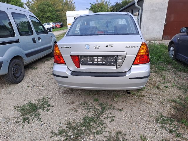 bontott SUZUKI LIANA Csomagtérajtó (Üres lemez)