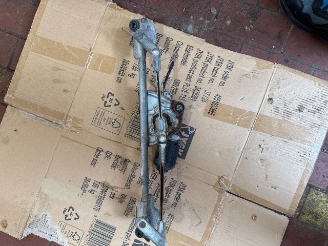 bontott SUZUKI LIANA Első Ablaktörlő Szerkezet Motorral