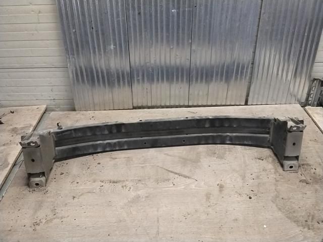 bontott SUZUKI LIANA Első Lökhárító Merevítő (Fém)