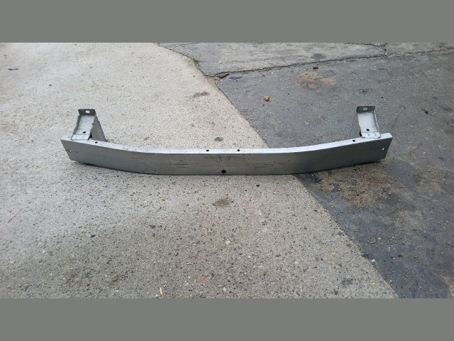 bontott SUZUKI LIANA Első Lökhárító Merevítő (Fém)