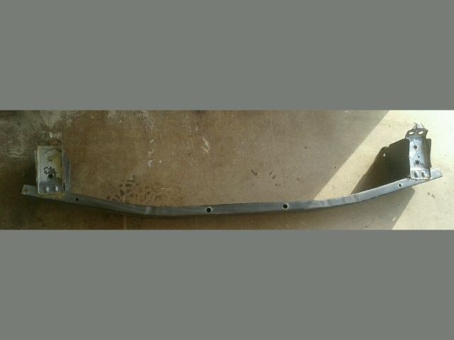 bontott SUZUKI LIANA Első Lökhárító Merevítő (Fém)