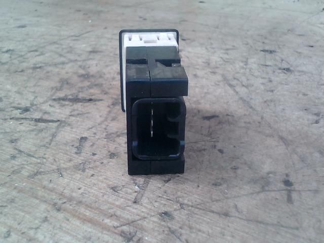 bontott SUZUKI LIANA Fényszórómagasság Állító Kapcsoló