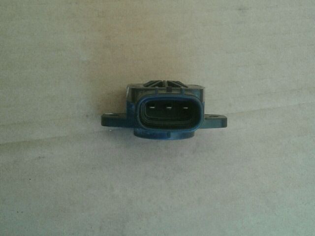 bontott SUZUKI LIANA Fojtószelep Jeladó