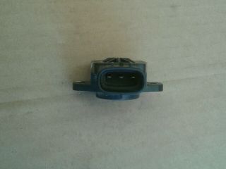 bontott SUZUKI LIANA Fojtószelep Jeladó