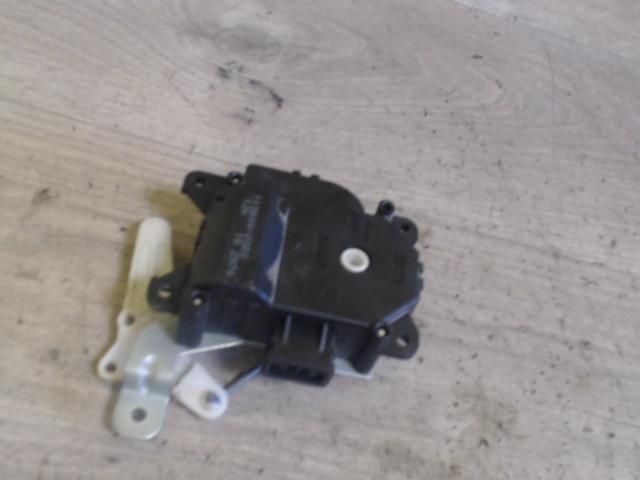 bontott SUZUKI LIANA Fűtés Állító Motor