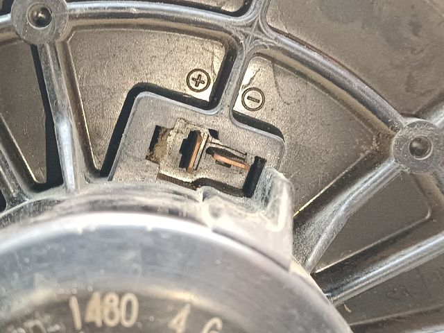 bontott SUZUKI LIANA Fűtőmotor (Klímás)