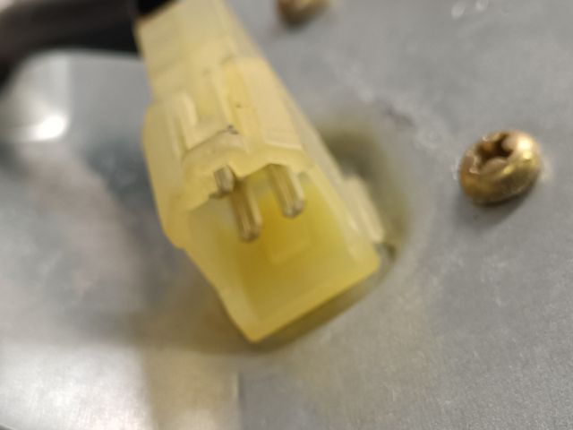 bontott SUZUKI LIANA Hátsó Ablaktörlő Motor