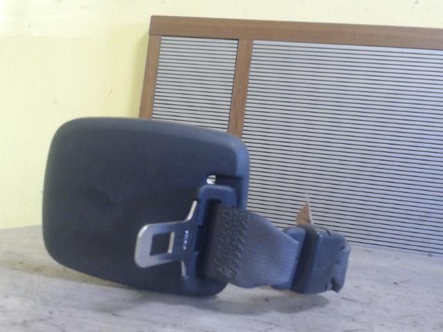 bontott SUZUKI LIANA Hátsó középső Biztonsági Öv