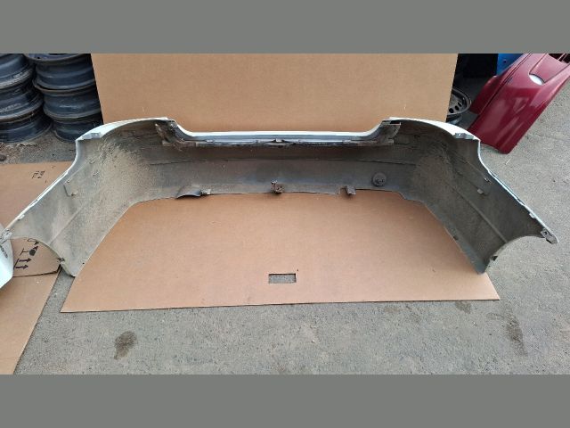 bontott SUZUKI LIANA Hátsó Lökhárító (Részeivel)