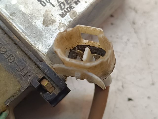 bontott SUZUKI LIANA Jobb első Ablakemelő Szerkezet (Elektromos)