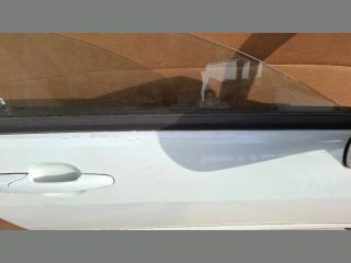 bontott SUZUKI LIANA Jobb első Ajtó (Részeivel)