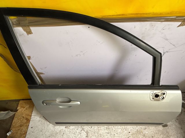 bontott SUZUKI LIANA Jobb első Ajtó (Üres lemez)