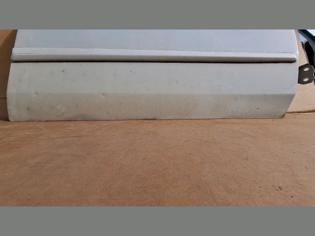 bontott SUZUKI LIANA Jobb első Ajtó (Üres lemez)