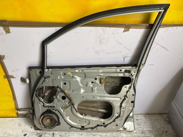 bontott SUZUKI LIANA Jobb első Ajtó (Üres lemez)