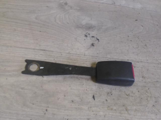 bontott SUZUKI LIANA Jobb első Biztonsági Öv Csat