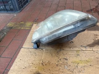 bontott SUZUKI LIANA Jobb Fényszóró