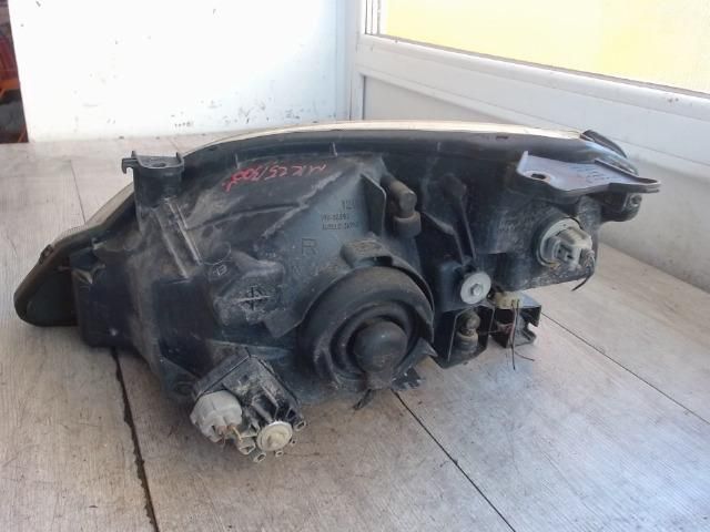 bontott SUZUKI LIANA Jobb Fényszóró