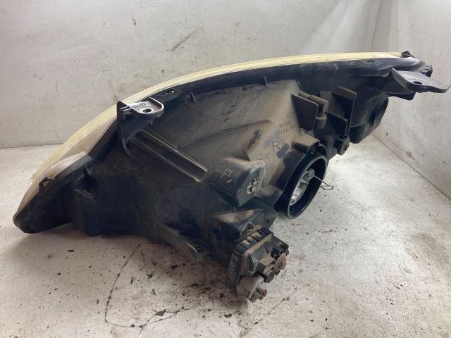 bontott SUZUKI LIANA Jobb Fényszóró