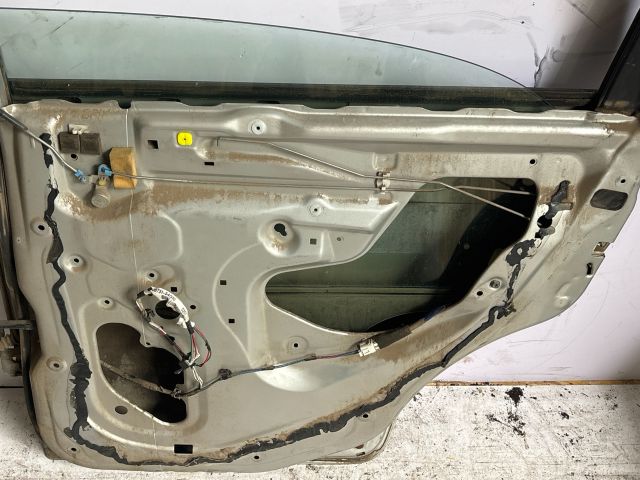 bontott SUZUKI LIANA Jobb hátsó Ajtó (Üres lemez)