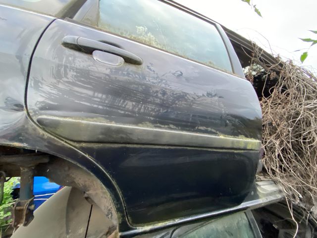 bontott SUZUKI LIANA Jobb hátsó Ajtó (Üres lemez)