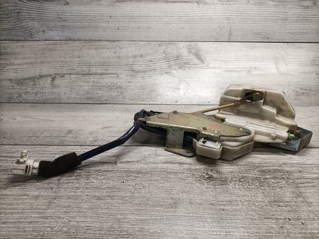 bontott SUZUKI LIANA Jobb hátsó Ajtózár