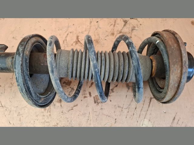 bontott SUZUKI LIANA Jobb hátsó Gólyaláb (Lengécsillapító, Rugó)