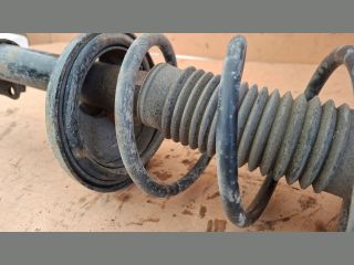 bontott SUZUKI LIANA Jobb hátsó Gólyaláb (Lengécsillapító, Rugó)