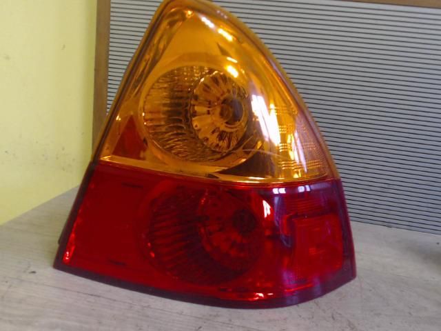 bontott SUZUKI LIANA Jobb Hátsó Lámpa